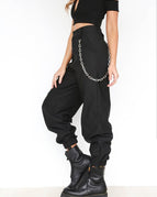L / Black