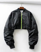 Black / M
