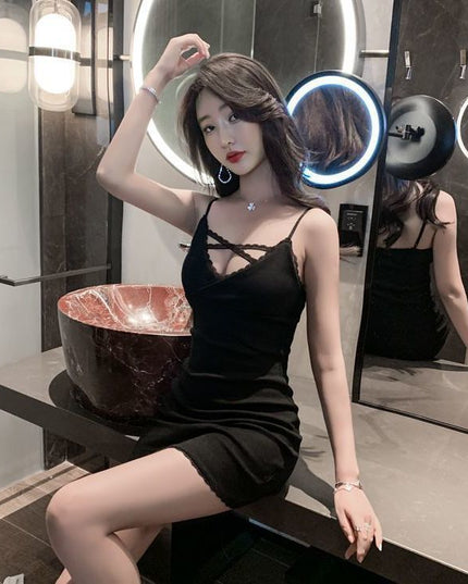 Simple Cross Dress