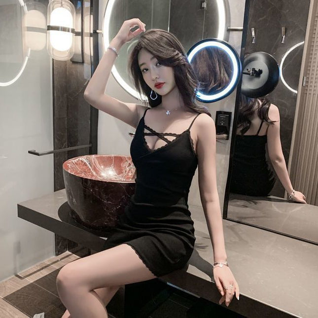 Simple Cross Dress
